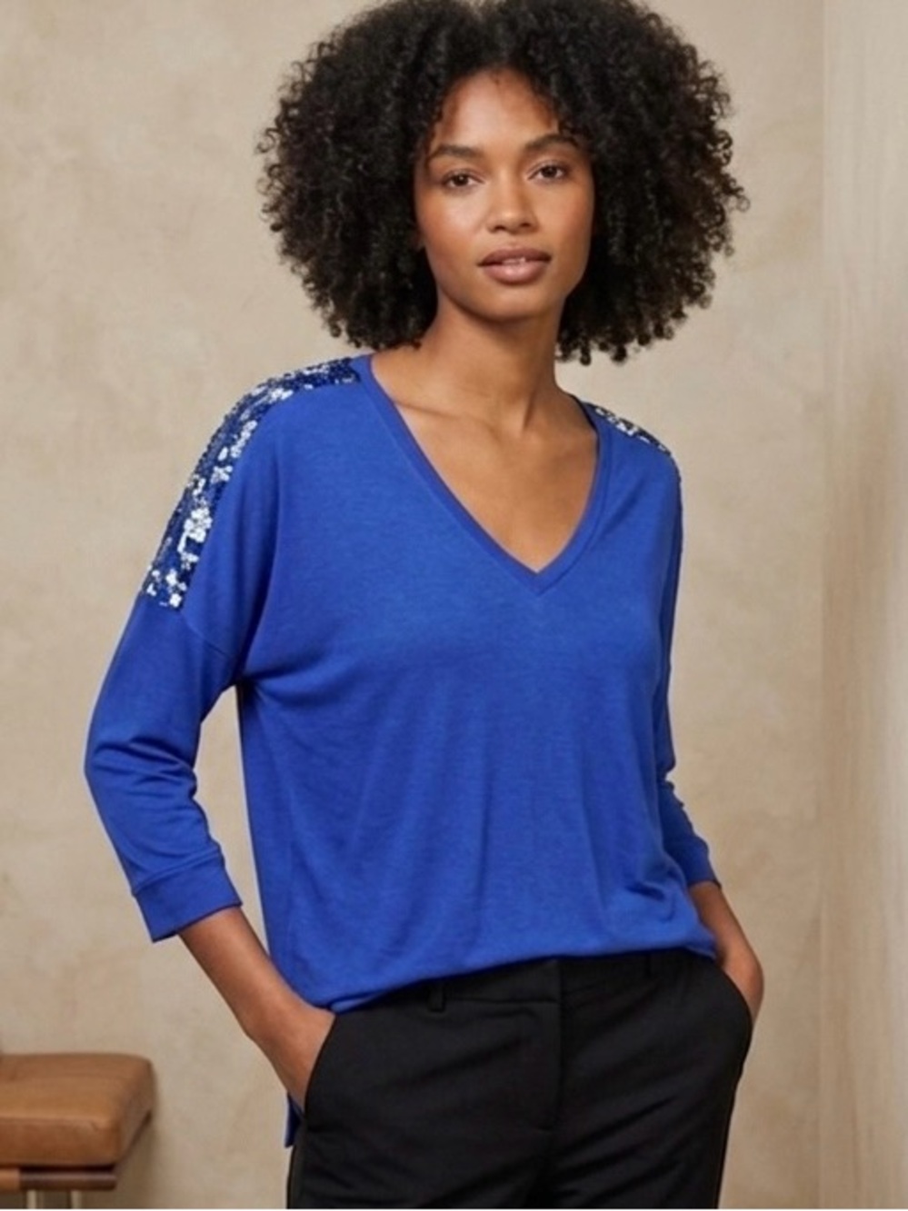 Michael Kros Lightweight Sweater Blue Large Sweater Sequins On the Shoulders